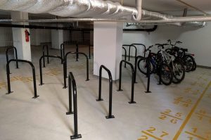 Инициатива комитета «Минскгоримущество»: минчанам предложат хранить велосипеды в неиспользуемых подвалах